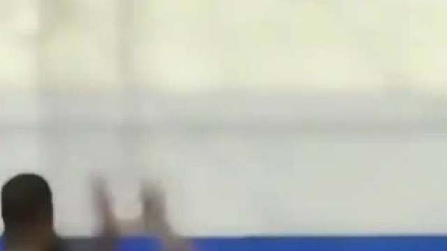 爵士直接成威少的复活点了，爵士老好人啊， 老是买断威少让他去想去的地方。湖人：好熟悉的感觉！威少加盟