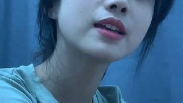 时隔8年，《童话镇》再次刷屏全网，旋律一响谁的DNA动了？ #童话镇 #老歌