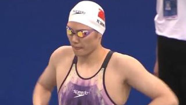 叶诗文从青涩到坚定从容！一起维护这份对游泳的热爱吧~ #这是我离奥运冠军最近的一次#珂拉琪唇露