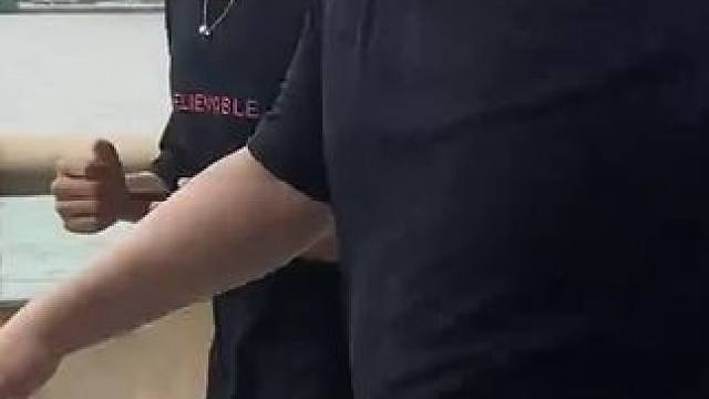 龙哥可不可以歇会儿 你现在不歇的话 我可以开始后追模式了 #陈伯全能王 #花小龙 #花小龙带陈伯自律