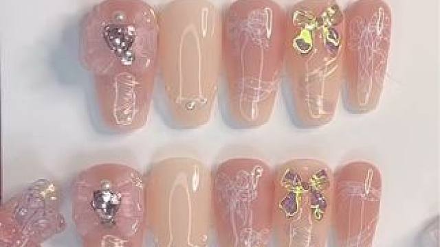 外国小姐姐沉浸式打包穿戴甲 #助眠 #声控解压 #打包视频 #解压 #极度舒适