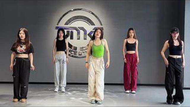 宿命感很强的一支舞#张艺兴 #alegend #blue编舞#一学就会系列 #爵士舞