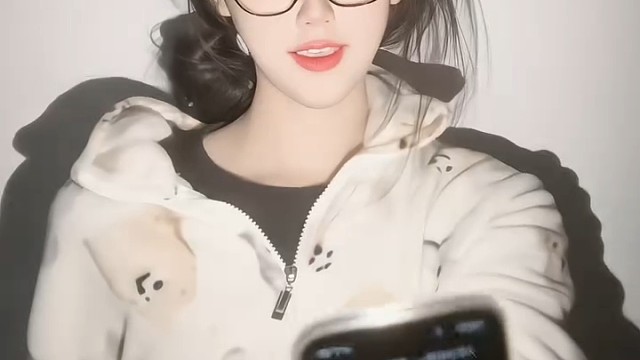 天气不错，不知道会不会有对象掉下来