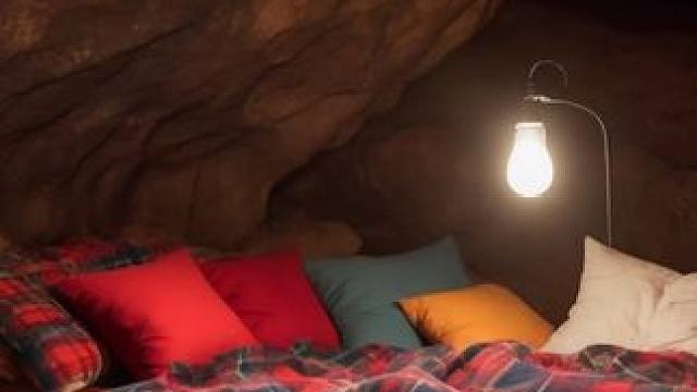 在这个深山洞穴里住下来吧！有风雪声陪伴入睡 #白噪音 #助眠视频 #解压助眠