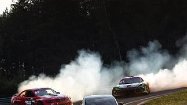 至爱的工作瞬间！ ｜拍车摄影师的快乐收获时刻 ｜九头蛇车拍减震支架｜摄影机第一视角｜#汽车摄影  #