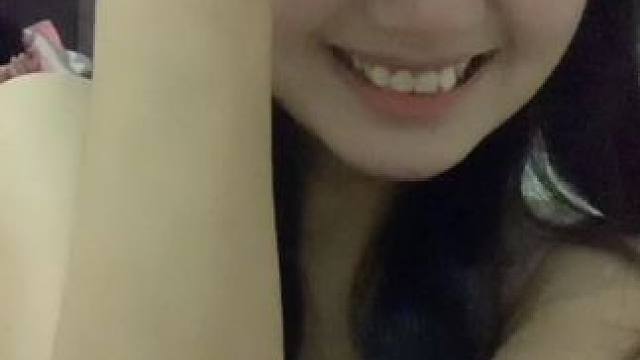 我把自己扮作大人模样 #小孩子