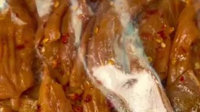 这鸭脆肠超好吃！！！！#鸭脆肠 #妈呀太香了 #好吃到停不下来