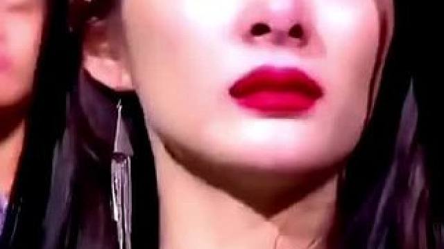 #初听不知曲中意再听已是曲中人