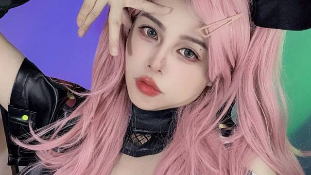 绝区零cos妮可，御姐变萝莉