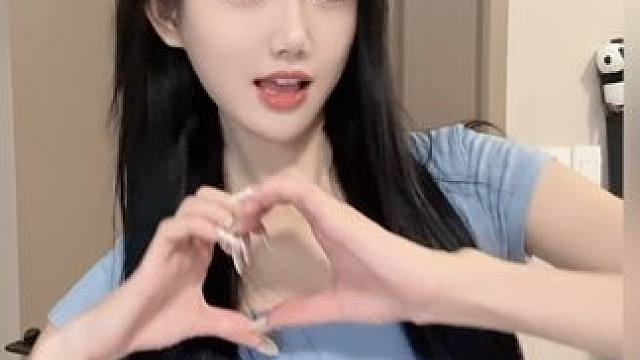 现在已经冷冰冰#手势舞 #甜妹 #甜妹统治世界