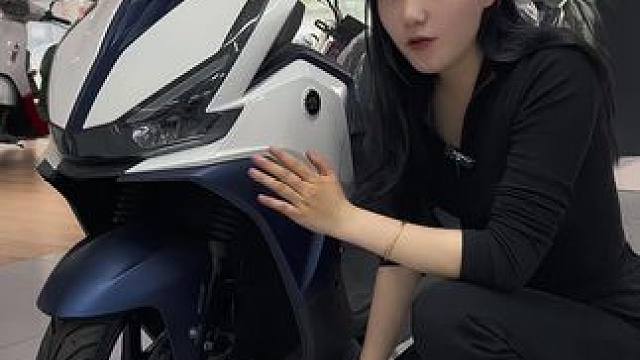 #qjmotor #鸿125，7999，性价比绝了，又好看又好骑#关注我圆你机车梦