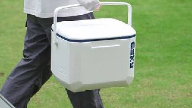 保温时间长，造型独特，而且容量还很大 #保温箱 #小冰箱 #户外保温箱 #露营保温箱 #小型冰箱推荐