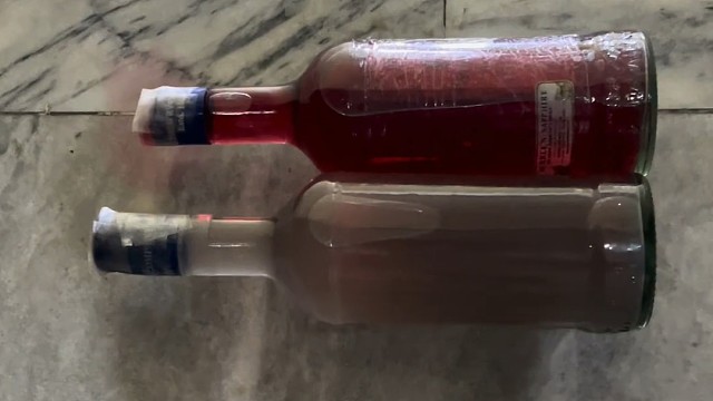 楼梯滚瓶子爆破解压时刻