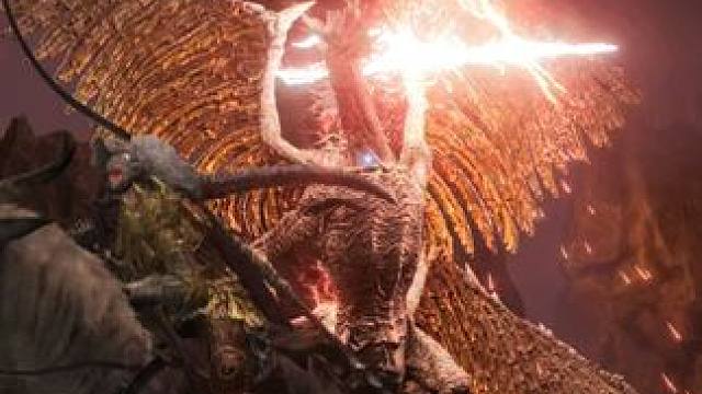 #艾尔登法环 #黄金树幽影 古龙 瑟涅桑克斯 .
这只也太难打了 
每当你有一个强力武器感觉自己很牛