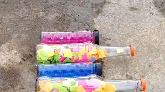 楼梯滚瓶子爆破解压时刻