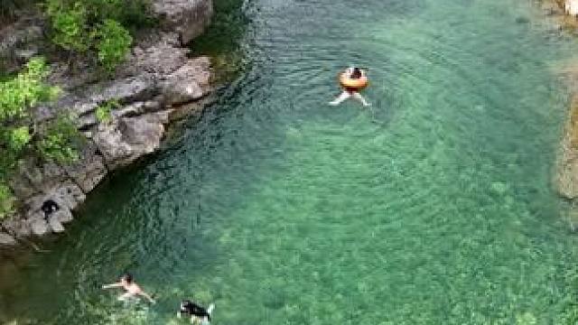 夏天就是要出来玩水啊！这么美的地方你还不赶紧出发吗？#一起来玩水 #夏季玩水 #夏天玩水好city啊