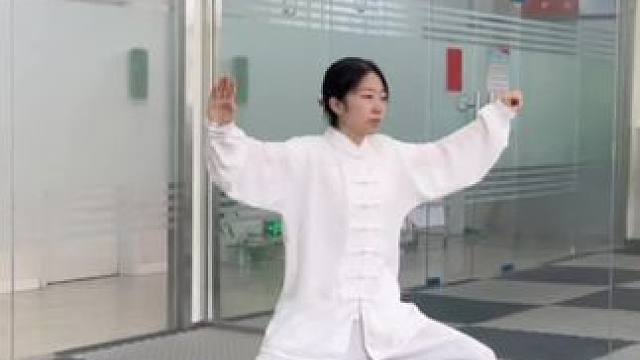 找到自己的频道，随性且自由。#课堂随拍 #太极拳 #如何学习太极拳 #人生得意须尽欢#宜昌