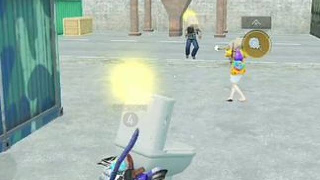 新模式头套超人，马桶当头盔？ #和平精英绿洲启元 #和平精英刺激归来  #和平精英空投节