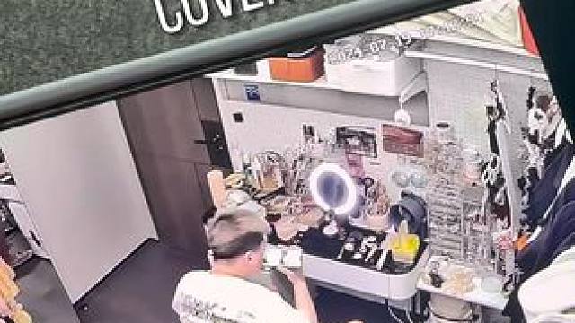 ”一生要强的中国男人...“#情侣日常 #无声卡清唱