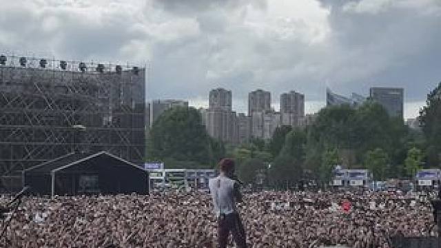 比我小学早读还整齐 #thomeboydontkill #asen#digighetto #音乐节 