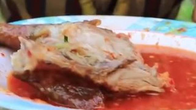 东南亚乌鸦哥放牛娃 #农村生活 #我的乡村生活 #原始美味 #农村美食