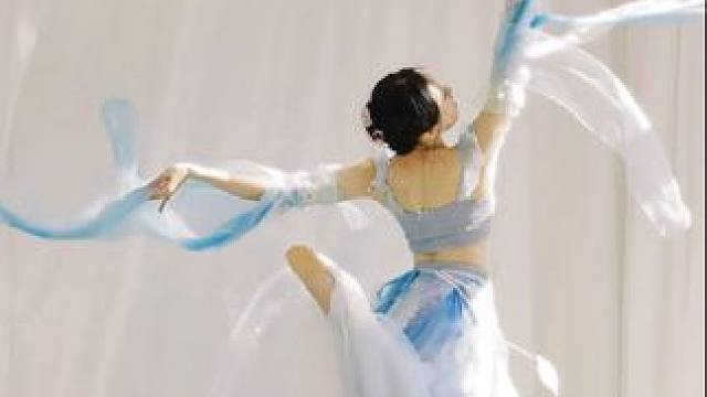 沧海月明珠有泪#古典舞 #古风 #人鱼 #国风 #汉元素