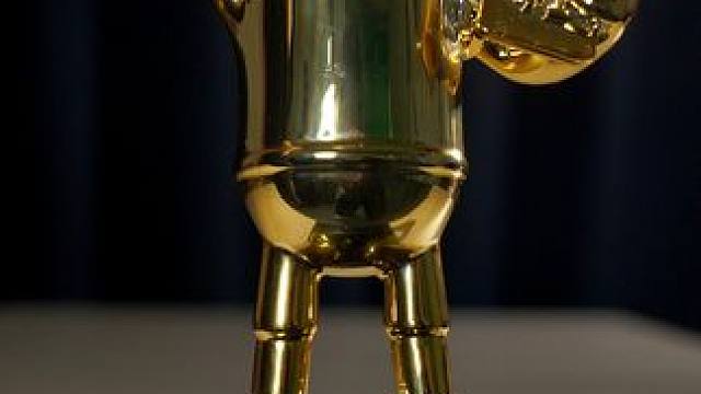 感谢一直陪伴着我的粉丝们，感谢官方大大送的小金“肠”！#香肠派对周星星