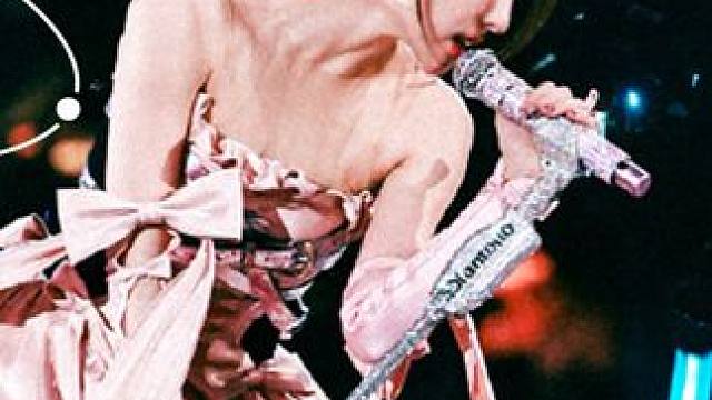 又被硬控了我的姐！张碧晨《Interstellar》燃到爆， 又被硬控了我的姐！张碧晨《Inters