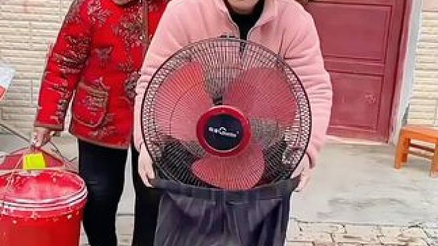 这个防尘罩家家户户都用的到，平时不常用的家电家具套起来不怕落灰#防尘罩 #防尘 膜#厨房好物