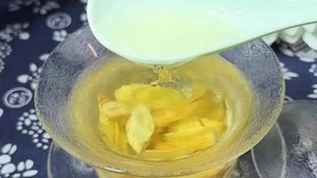 喜欢喝茶的朋友们一定要试试，这个是免煮版的四宝茶 ，好喝又方便，人到了有一定年纪一定要好好爱自己！