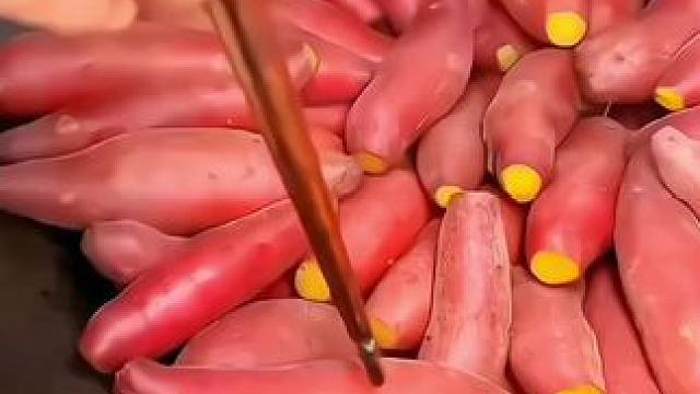 9.9到手一箱5斤装沙地红蜜薯，还包邮到家 软糯香甜 不管是蒸着吃还是空气炸锅炸着吃都是特别美味！！