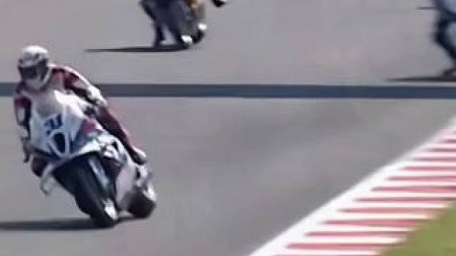 #大神控车 #封闭场地请勿模仿 #贴地飞行 #motogp
