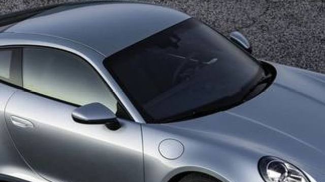 #992卡雷拉s 原厂只有340匹马力，赛道完全不够用，EF升级后直接提升提升121匹183扭。#动