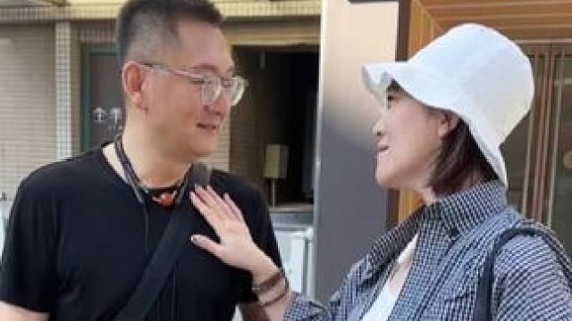 你们有这个困扰吗？是选择靠男人还是靠自己？