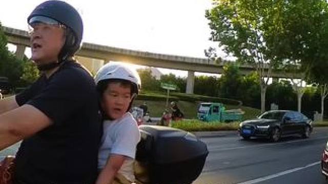 大哥！你就别搞我了…喊什么哥哥…喊哥哥就真的差辈了……#gsx250r #骑行vlog #豪爵afr