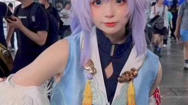 就让你看看我葫芦里卖的什么药！ 去cj正好逛到万代，居然和崩铁联动了！！有好多可爱的娃娃！路过都走不