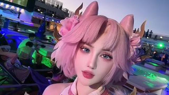 打野给我个蓝可以嘛  不可以的话我就玩打野 带惩了 #cos #二次元 #邮轮漫展 #嫦娥拒霜思 #