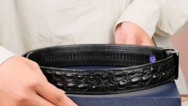 马上七夕节了，你想好送什么礼物给老公们了吗？ #鳄鱼皮带 #男士腰带 #男士必备 #七夕礼物