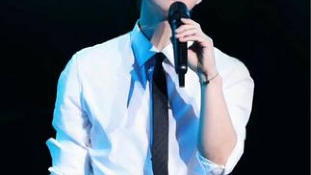 健哥这个“远”就是个传奇，从弱到强、从远到近，空间感拉满！ #李健#传奇#李健演唱会#李健神级现场#