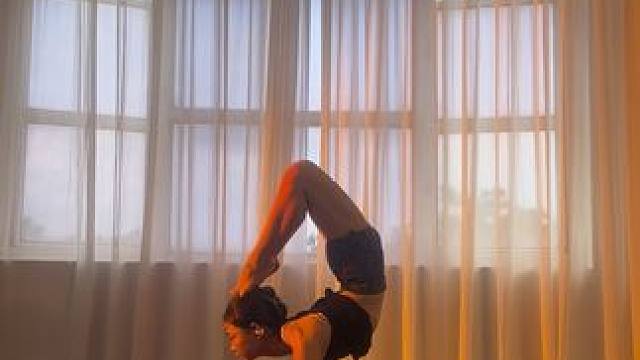 后弯 蝎子式练习#后弯 #瑜伽 #瑜伽体式分享