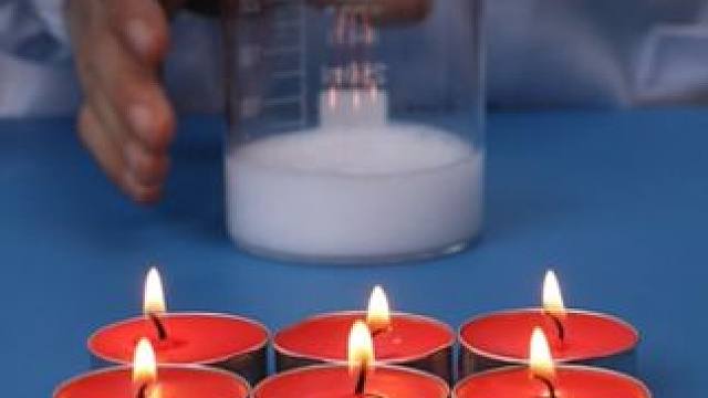 假期带孩子玩真实的科学小实验，锻炼孩子动手动脑能力的同时还能增加物理化知识与思维#科学小实验 #物理