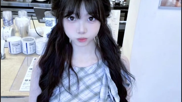 第一天 在玻璃窗上出现你的笑脸