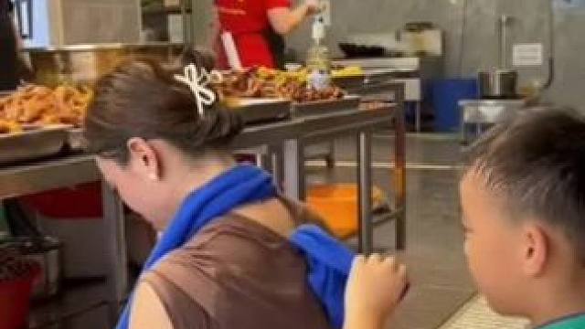 #懂事的孩子 #懂事的让人心疼 #传递正能量  #加油