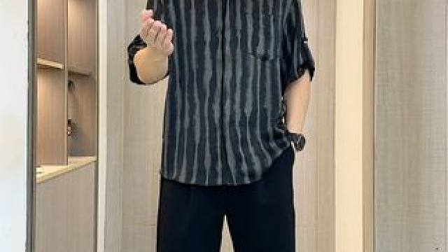 胖子一穿就变渣的禁欲系短裤套装，去当伴郎这样穿，伴娘倒贴都要嫁给你 #微胖穿搭   #轻熟穿搭   