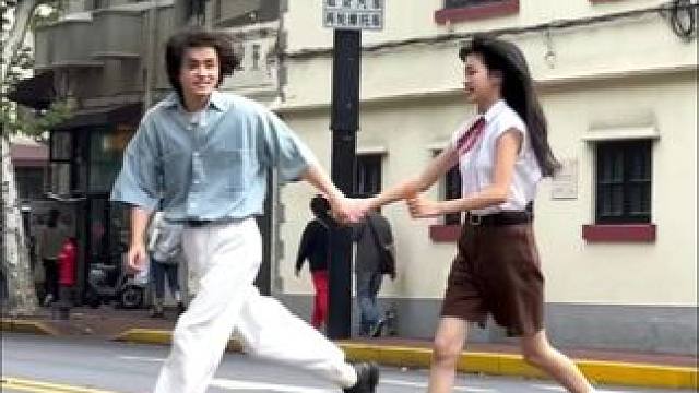 当客人是e人后那拍起来是真的舒服#相机喜欢镜头前的每一个故事 #e人 #拍照 #摄影师日常