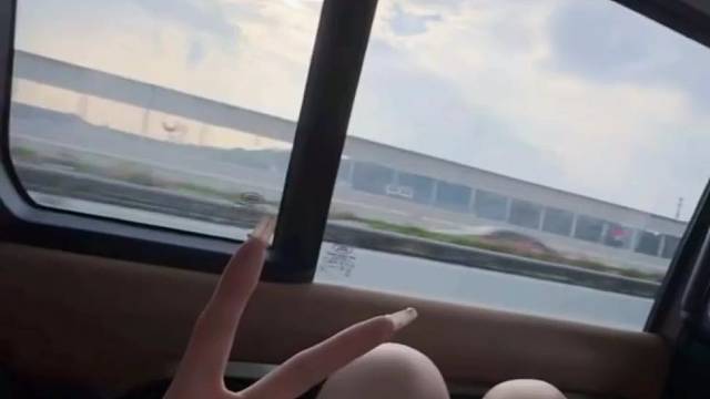 最近新人设：擅长说情话的混蛋女人