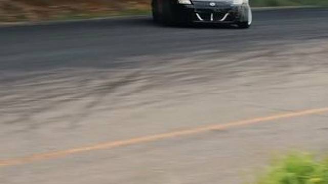 别问多少钱，问问青春还几年#极限运动 #玩的就是心跳 #赛车