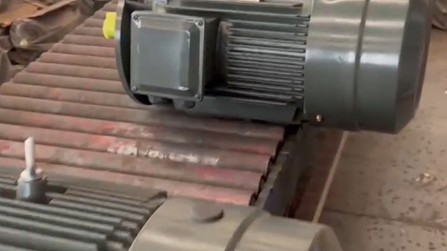 理想是帆，奋斗是浆，只有高高的扬起帆，才能战胜风景