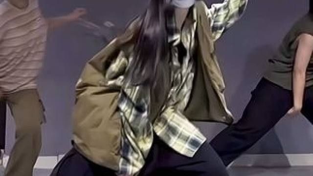 正义都能迟到 我为什么不能多睡十分钟 回复 