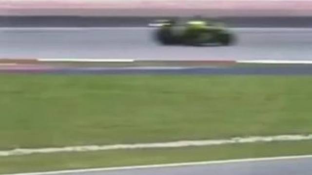 #motogp #大神控车 #滑胎过弯 #危险动作请勿模仿 #压弯